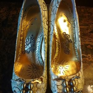 Naughty Monkey pastel Yellow Beautiful ,Floral